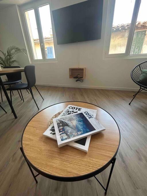 Duplex Au Coeur Du Village De Каси Экстерьер фото