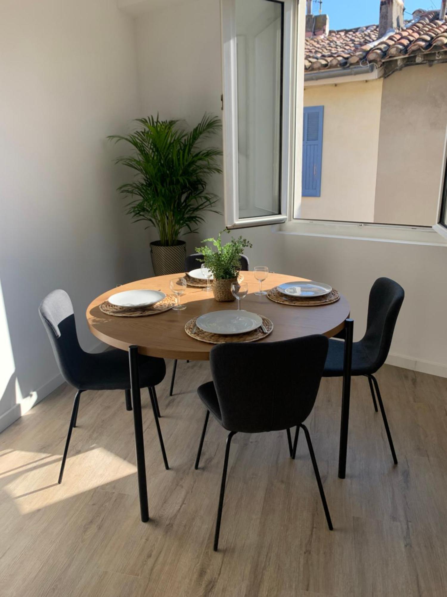 Duplex Au Coeur Du Village De Каси Экстерьер фото