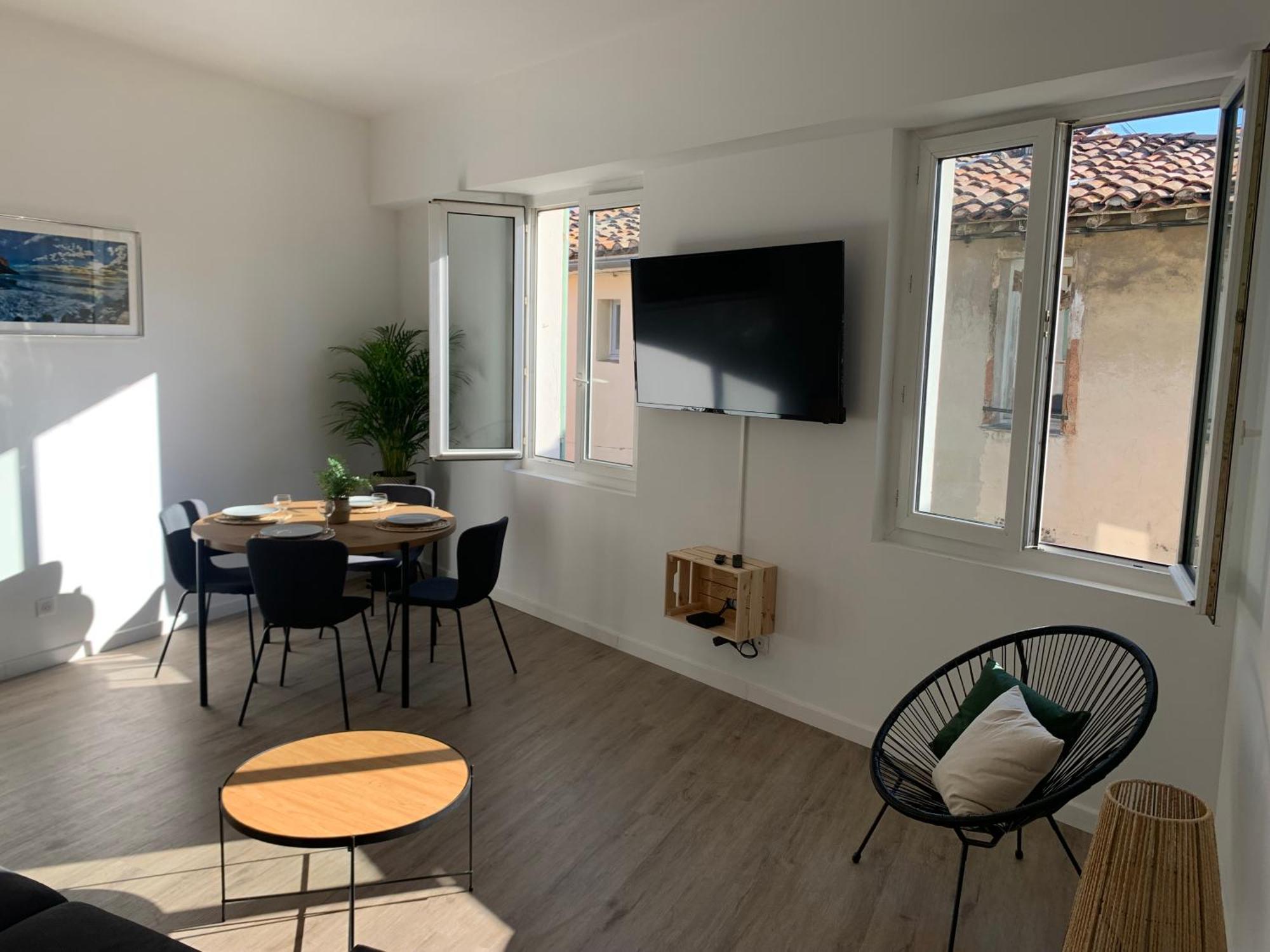 Duplex Au Coeur Du Village De Каси Экстерьер фото